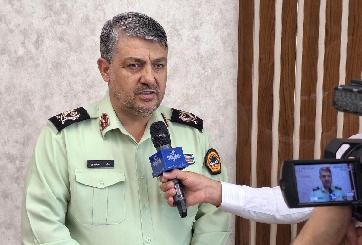 توقيف تريلي حامل 600 کيلو شيشه توقیف تریلی حامل ۶۰۰ کیلو شیشه