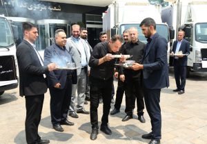 کاروان خدمت‌رسانی اربعین بانک پارسیان برای اعزام به مناطق مرزی بدرقه شد