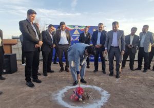 آغاز ساخت نیروگاه یک مگاواتی خورشیدی در شهرستان بردسیر