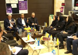 همه ما باید به اندازه سهم خود، در قبال تحقق برنامه‌های بانک مسئولیت پذیر باشیم