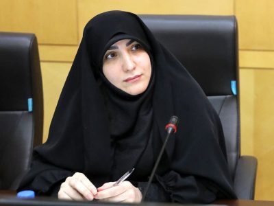 پیام تبریک زینب قیصری نماینده مردم شریف تهران و سخنگوی کمیسیون حمایت از تولید و نظارت بر اجرای سیاستهای های اصل ۴۴ قانون اساسی به مناسبت روز خبرنگار