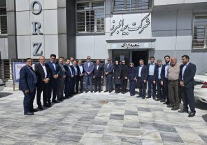 رضایت مندی بیمه گذاران و تکریم مشتریان محور توسعه شعب است