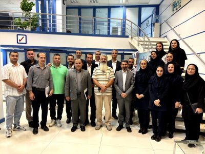 تاکید مدیرعامل بیمه رازی بر فروش بیمه نامه های خرد