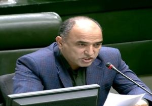 ایران مقتدر در مقابل ظلم و زور تسلیم نخواهد شد