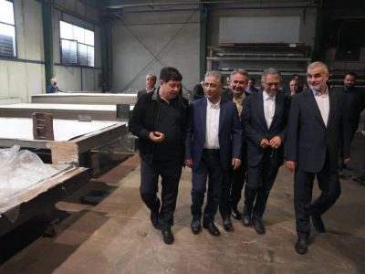 بازدید مشترک مدیرعامل بانک صنعت و معدن و نایبرئیس مجلس از چند واحد تولیدی و صنعتی اردبیل، نشانگر اهمیت ویژه این استان در اولویتهای توسعهای بانک بود.