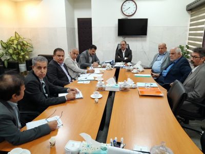 حمایت از رونق تولید و سرمایه‌گذاری وظیفه‌ای همگانی است