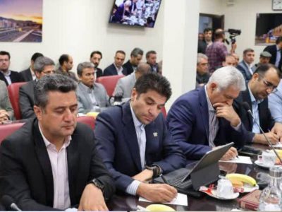 مدیرعامل پست بانک ایران به همراه وزیر ارتباطات و فناوری اطلاعات به استان خراسان جنوبی سفر کرد