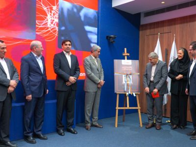 اولین تماس eSIM در ایران با سامانتل انجام شد