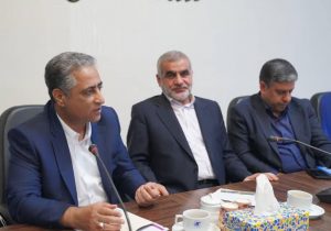 نشست مدیرعامل بانک صنعت و معدن با فعالان اقتصادی و صنعتگران اردبیل