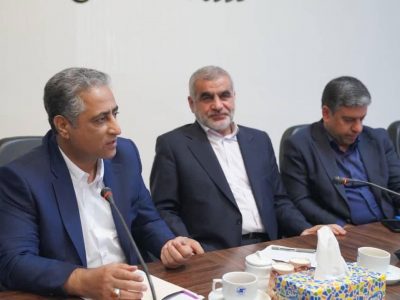 نشست مدیرعامل بانک صنعت و معدن با فعالان اقتصادی و صنعتگران اردبیل