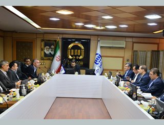 با نگاهی بر بیمهنامههای مهندسی بررسی شد ؛ بیمه مهندسی بیمه دی؛ پشتوانهای مطمئن برای پروژههای عمرانی و صنعتی ایران/ جایگاه نخست دی در فروش بیمه مهندسی