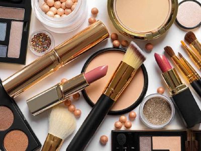 مدیرکل تعزیرات حکومتی گیلان از محکومیت هشت میلیارد ریالی قاچاقچی لوازم آرایشی و بهداشتی خبر داد.