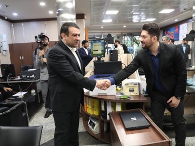 بازدید نجارزاده از برخی شعب انتقال یافته بانک سابق آینده به بانک ملی ایران/ استمرار بی وقفه خدمات به مردم و تمرکز بر مشتری مداری
