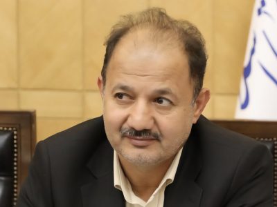 حل تعارض منافع واگذاری خودروسازیها با وساطت مجلس