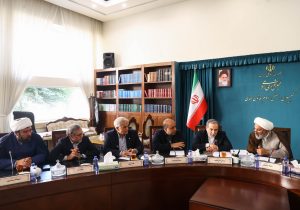 وضعیت جزایر سه‌گانه با حضور وزیر خارجه بررسی شد/ پایان شطنت‌ها با ارائه اسناد و مدارک رسمی در مجامع بین‌الملل