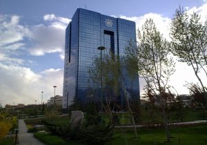 با ترس و وحشت و اخبار منفی به دنبال اثرگذاری بر روی نرخ ارز هستند/ مزیت های از دست رفته کالاهای صادراتی احیاء می شود