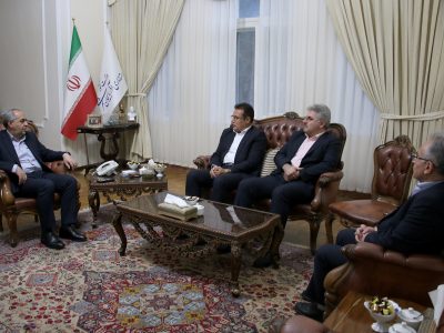 نشست مدیرعامل بیمه دانا و استاندار آذربایجان شرقی با محوریت توسعه همکاریها و ارتقای خدمات بیمهای