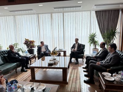 همکاری فرهنگی بیمه البرز و روزنامه دنیای اقتصاد با انتشار کتاب «سرانجام انسان طراز نوین»