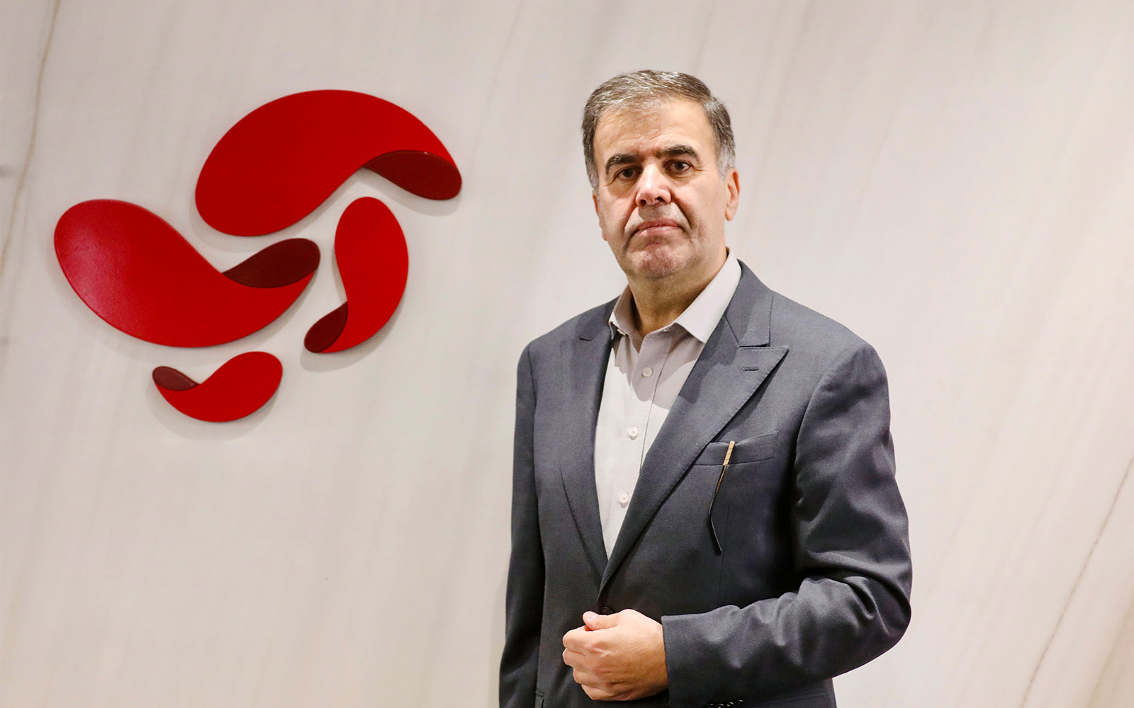 مرتضی خامی به عنوان مدیرعامل هلدینگ آسانپرداخت معارفه شد مرتضی خامی به عنوان مدیرعامل هلدینگ آسانپرداخت معارفه شد