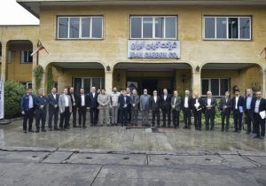 از شرکت کربن ایران بازدید و نشستی با مدیران شرکتهای تابعه استان بعمل آمد