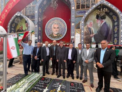 تجدید میثاق مدیرعامل بیمه ایران با آرمان‌های امام و شهدا
