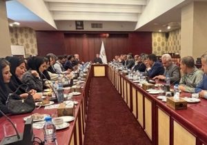 تحول در بیمه ایران با تکیه بر شبکه نمایندگی/بنده نماینده محور هستم